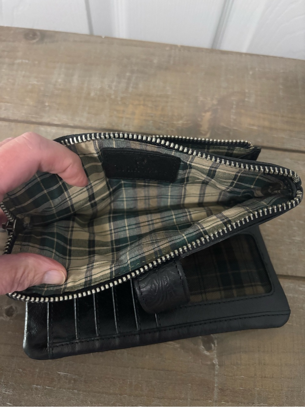 Black Embossed Leather Wristlet Wallet - Picture 3 of 4